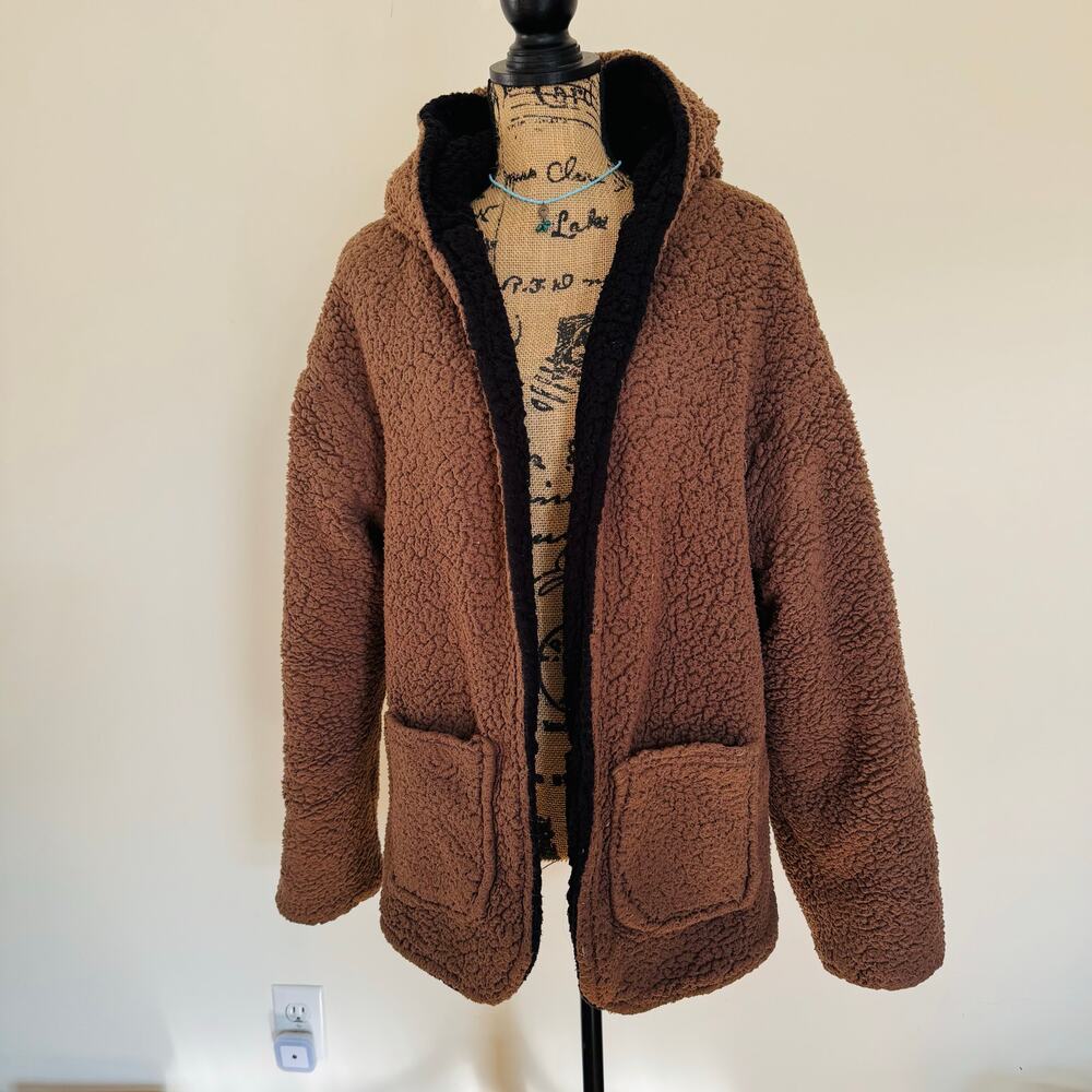 LOVE TREE Reversible Sherpa Fleece Jacket Womens Medium Black Brown Hoodie Fuzzy